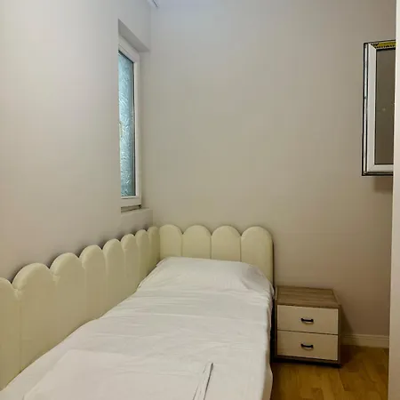 Botanical Garden Apartment Tirana